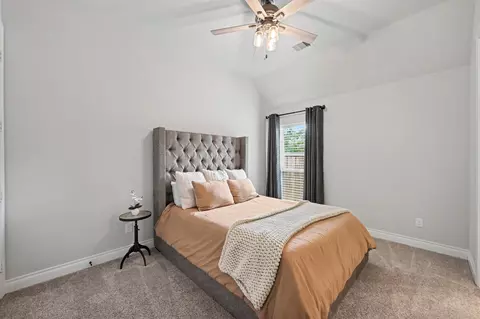 Bedroom - 343 Torrey Bloom Loop, Conroe, TX 77304 photo 4 of 5