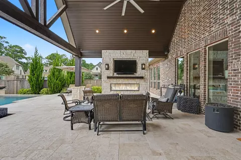 Exterior - 343 Torrey Bloom Loop, Conroe, TX 77304 photo 4 of 9
