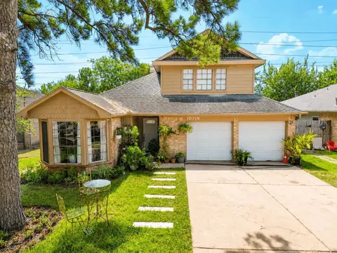 10719 Spring Harvest Dr, Houston, TX 77064