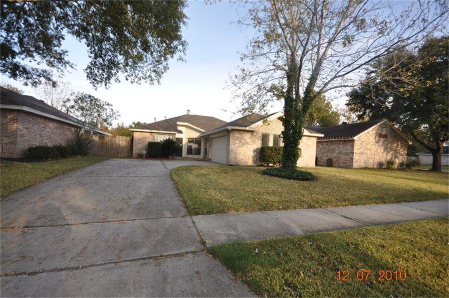 2351 Piddler Dr, Spring, TX 77373 photo 1