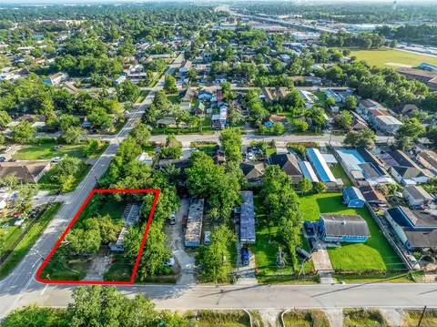719 Manor St, Houston, TX 77015