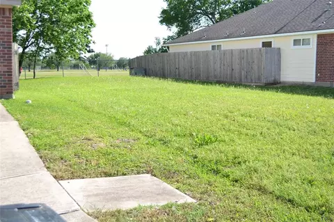 13611 Padgett Dr, Sugar Land, TX 77498