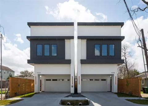 1122 E 27th St #B, Houston, TX 77009