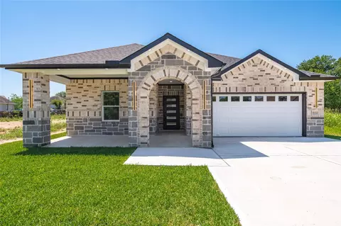 8310 Swiftwater Ln, Houston, TX 77075