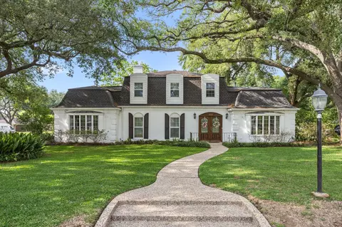 3722 6th St, Brookshire, TX 77423