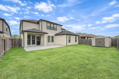 Exterior - 2910 Knotty Forest Dr, Spring, TX 77373 photo 2 of 2