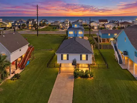 21531 Zachary, Galveston, TX 77554