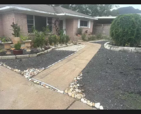 6811 Saint Augustine St, Houston, TX 77021
