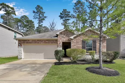 2015 Lost Timbers Dr, Conroe, TX 77304 photo 1
