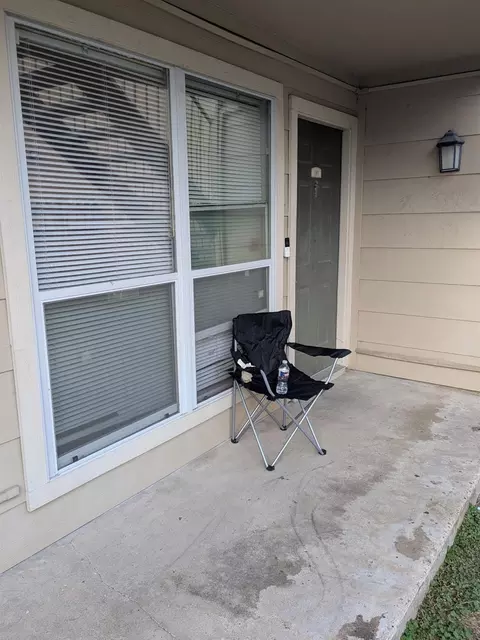 8100 Creekbend Dr #181, Houston, TX 77071