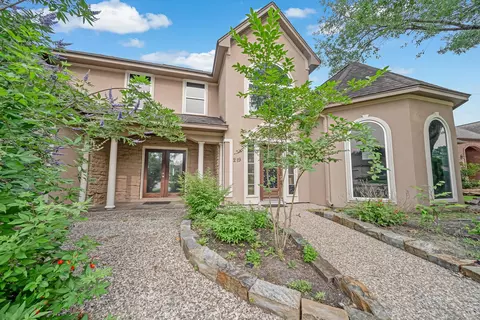 219 Wick Willow Dr, Montgomery, TX 77356