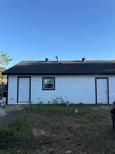 8141 Howard Dr, Houston, TX 77017