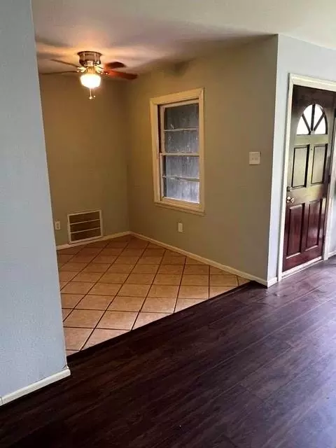 1602 Milam St, La Marque, TX 77568