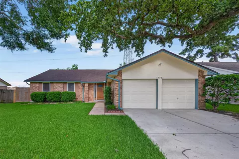 17531 Crestline Rd, Humble, TX 77396