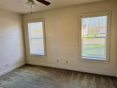 502 W Third St, Brenham, TX 77833 photo 7