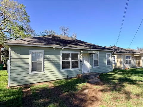 502 W Third St, Brenham, TX 77833 photo 2