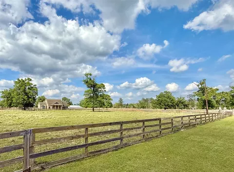 635 Texla Rd, Vidor, TX 77662