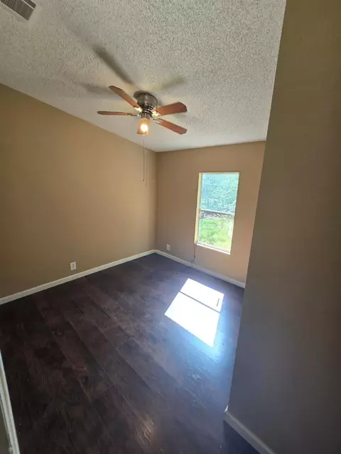 Bedroom - 11404 Metts Rd, Conroe, TX 77306 photo 1 of 2