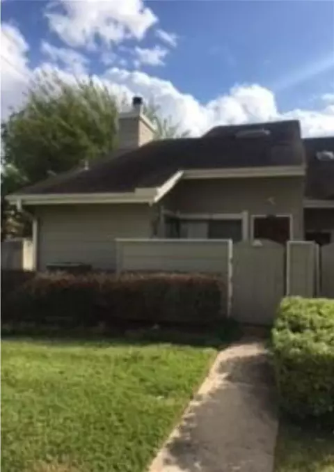 7111 Brendam Ln, Houston, TX 77072