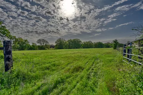 7237 County Rd 170 Track B, Caldwell, TX 77836