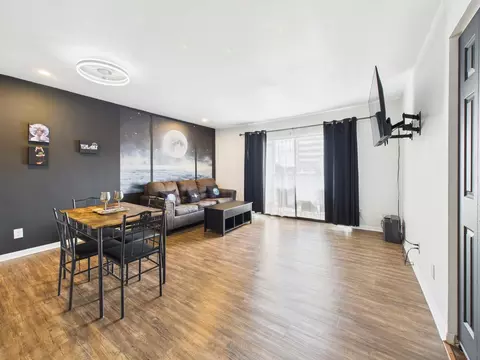2814 S Bartell Dr #32, Houston, TX 77054