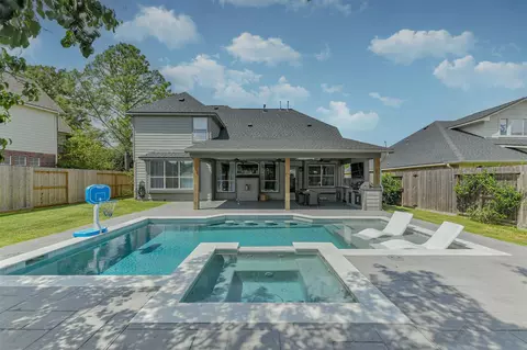 Exterior - 2310 Marblecrest Ln, Spring, TX 77386 photo 4 of 7