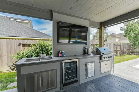 Kitchen - 2310 Marblecrest Ln, Spring, TX 77386 photo 6 of 6