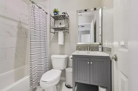 Bath - 2310 Marblecrest Ln, Spring, TX 77386 photo 3 of 4