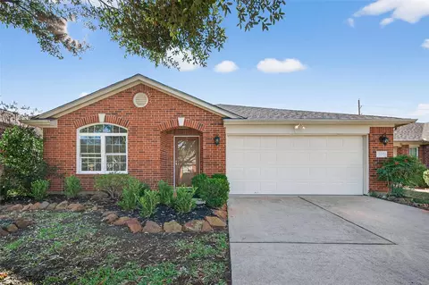 17707 Thicket Hollow Ln, Cypress, TX 77429