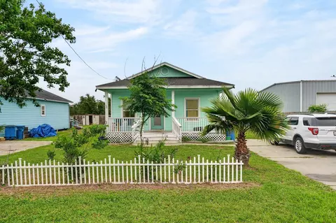 1824 Highway 35 S, Rockport, TX 78382
