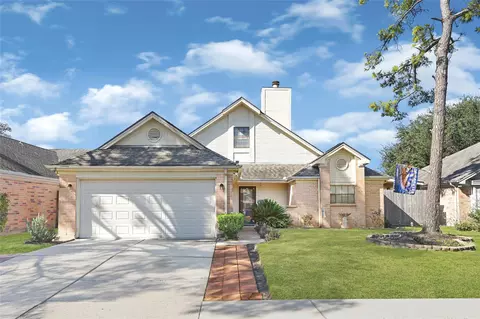 1106 Saint John Dr, Pearland, TX 77584