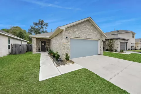 24718 Russet Bluff Trl, Huffman, TX 77336