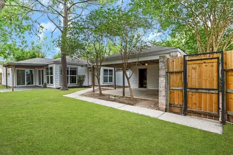 10207 Foxrow Ln, Houston, TX 77064