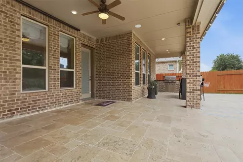 Exterior - 31209 Wooded Glen Ln, Spring, TX 77386 photo 4 of 5