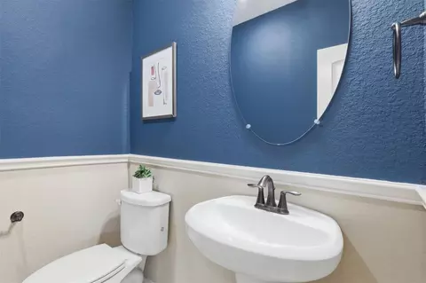 Bath - 31209 Wooded Glen Ln, Spring, TX 77386 photo 6 of 6