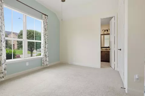 Bedroom - 31209 Wooded Glen Ln, Spring, TX 77386 photo 3 of 3