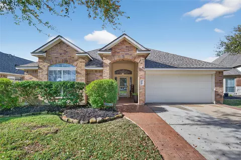 6097 Well Brook Ln, League City, TX 77573