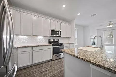 Kitchen - 331 Silver Carp Trl, Willis, TX 77318 photo 1 of 2