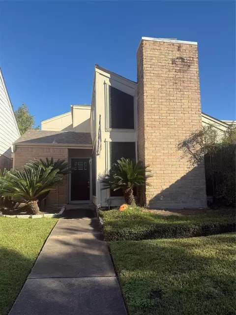 1911 Trixie Ln, Houston, TX 77042