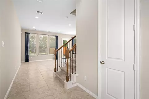 Entry Way - 187 Moon Dance Ct, Conroe, TX 77304 photo 3 of 6