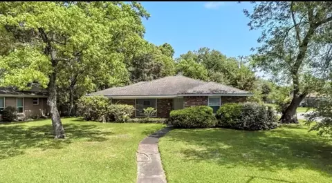 4502 Creekbend Dr, Houston, TX 77035