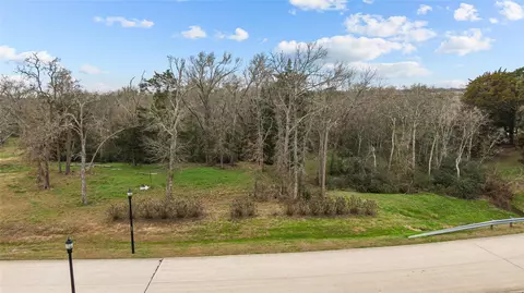 4728 Dutton Lake Dr, Baytown, TX 77523