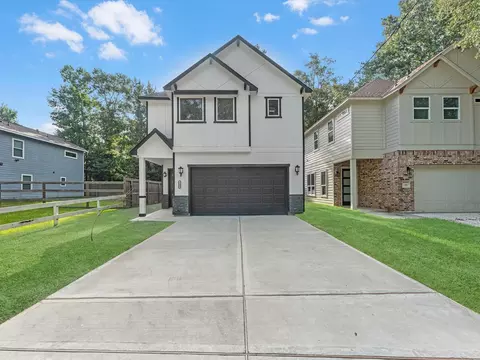 729 Magnolia Point Dr, Huffman, TX 77336