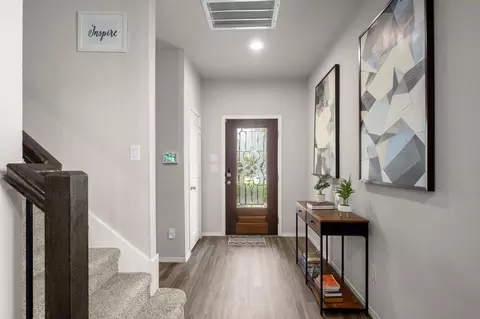 Entry Way - 17023 Winter Bent Pl, Conroe, TX 77385 photo 2 of 6