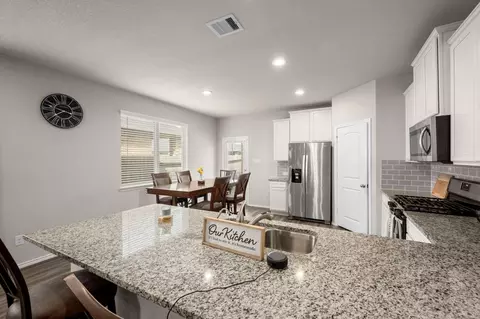 Kitchen - 17023 Winter Bent Pl, Conroe, TX 77385 photo 1 of 1