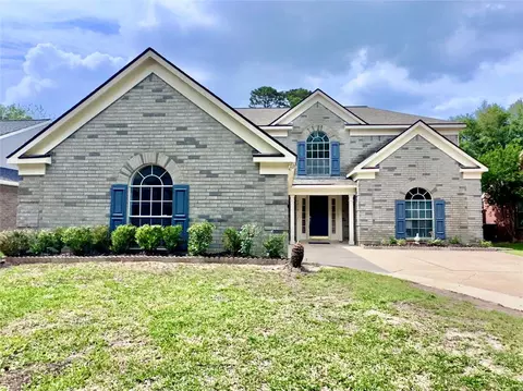 8810 Driftstone Dr, Spring, TX 77379 photo 1