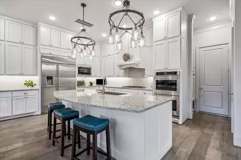 Kitchen - 1710 Cornelius Trace Loop, Houston, TX 77055 photo 1 of 2