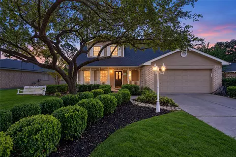 3906 Green Fields Dr, Sugar Land, TX 77479