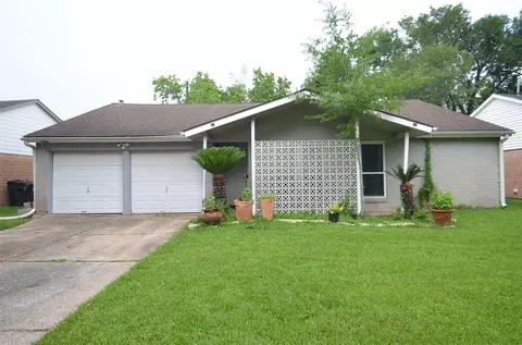 5834 Ludington Dr, Houston, TX 77035