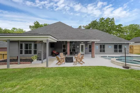 13422 Hidden Valley Dr, Montgomery, TX 77356